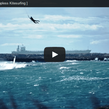 [:en]High jump in a Storm [ Strapless Kitesurfing ][:]