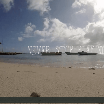 [:en]Never stop playing[:]